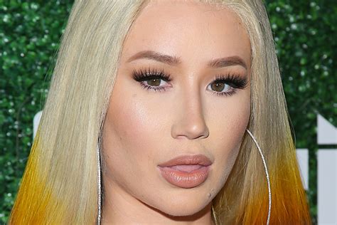 iggy azelea leaks|Iggy Azalea felt violated by nude photo leak